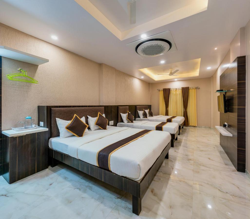 Hotel Aatithya Satkar Near Mahalaxmi Temple Kolhapur Exterior foto