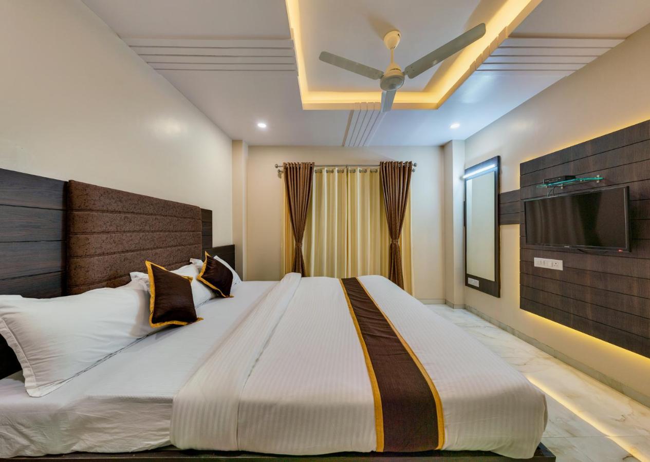 Hotel Aatithya Satkar Near Mahalaxmi Temple Kolhapur Exterior foto